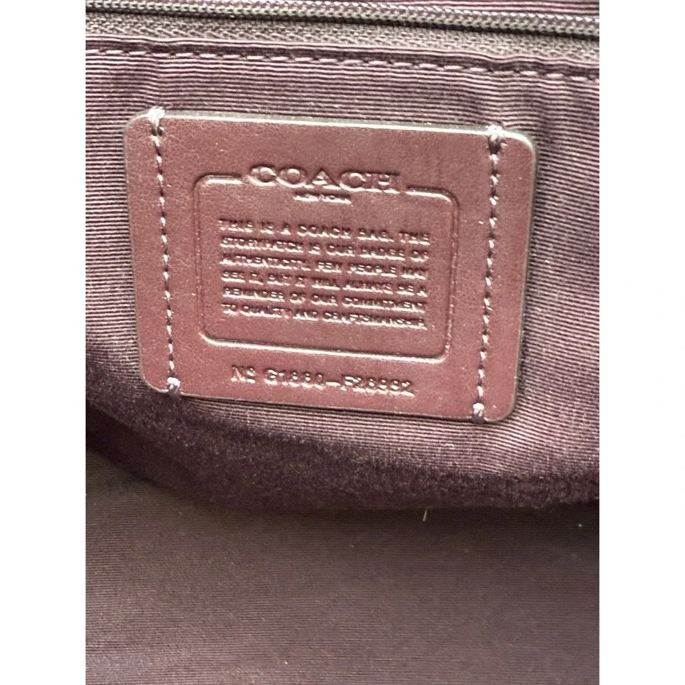 Coach LEXY Pebbled Leather Handbag/Shoulder Bag Pink Zip Snap‎ Closure